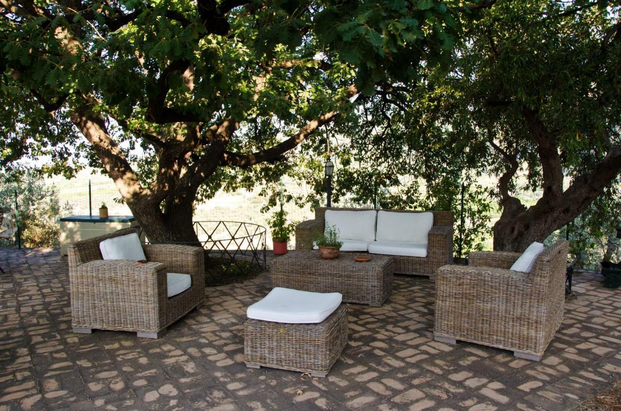 רוסאנו Pathirion B&B מראה חיצוני תמונה